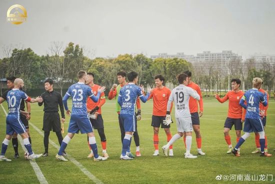 首页艾斯s女王踩踏社区